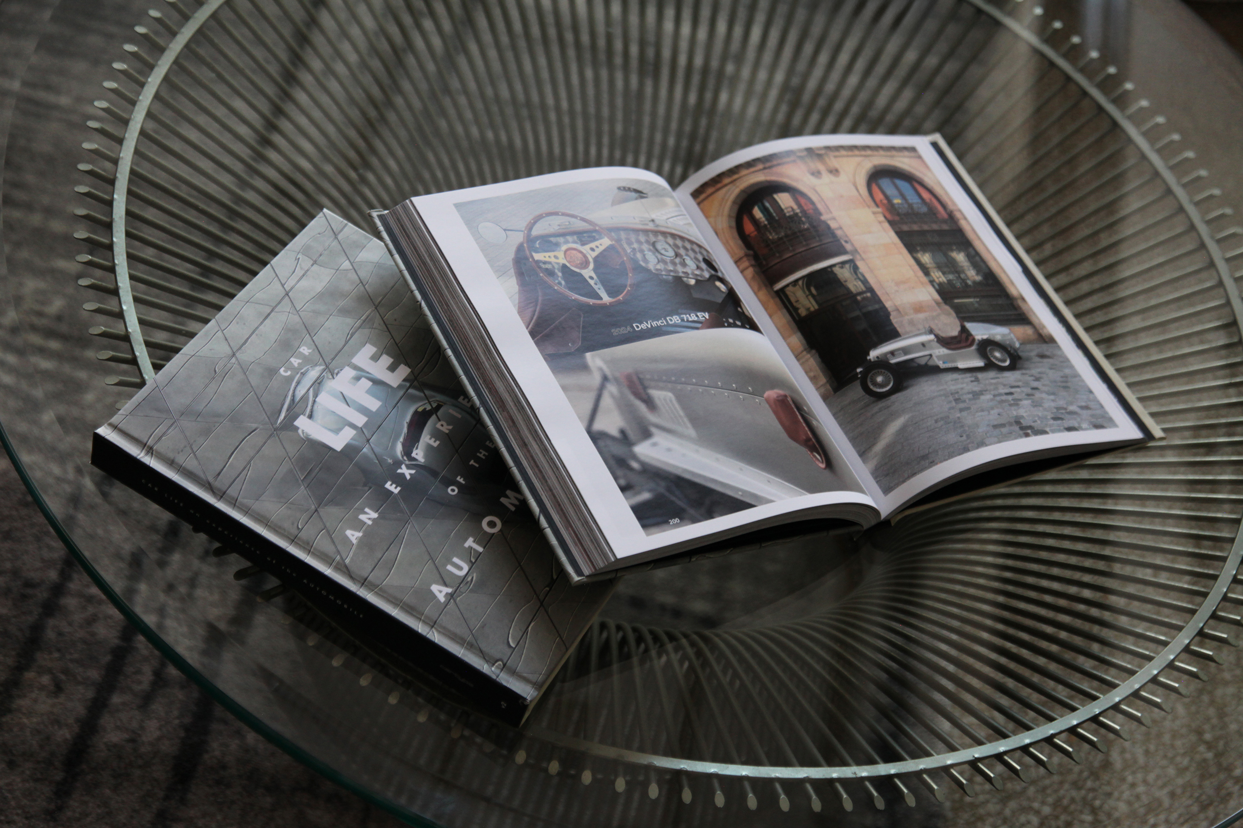 CarLife sample spread. (©Photo by Quim Massana)
